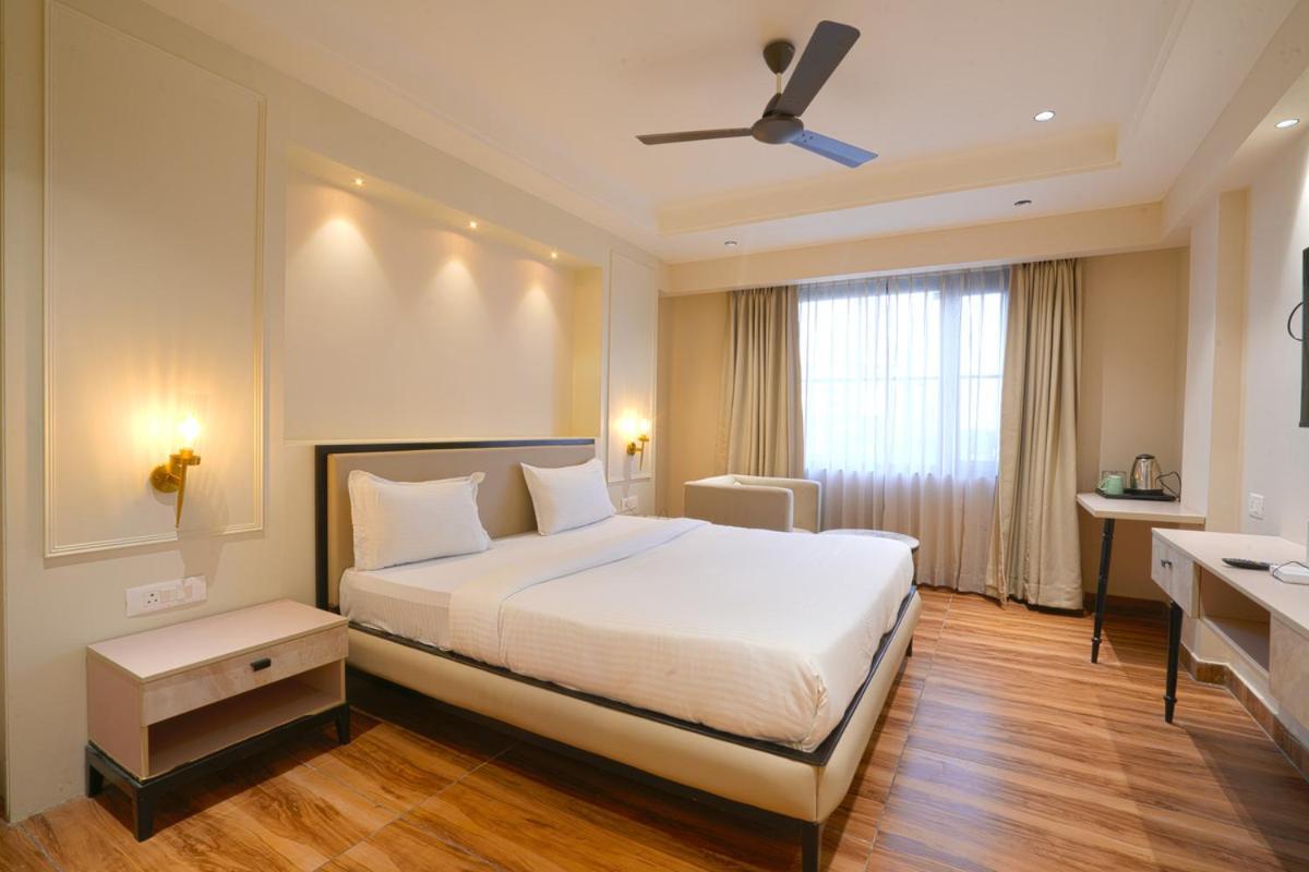 Hotel Square 36 Kota  Luaran gambar