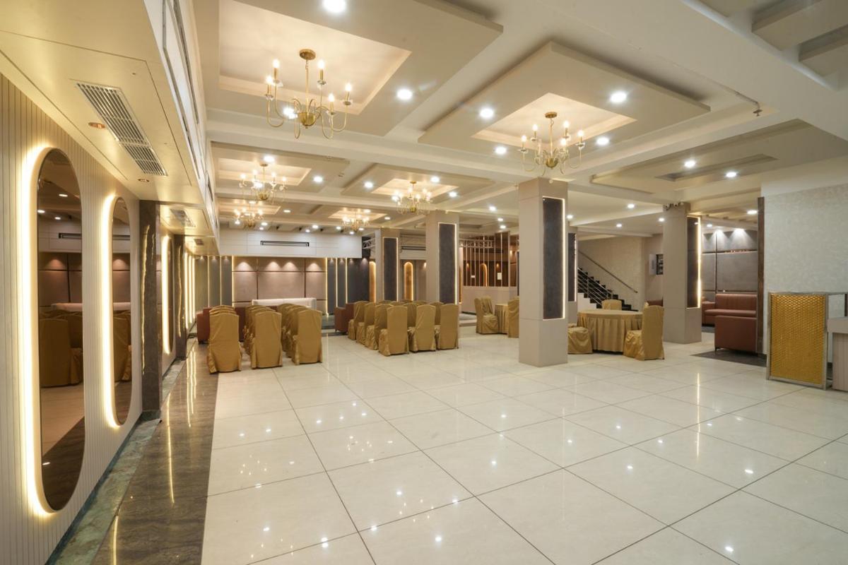 Hotel Square 36 Kota  Luaran gambar