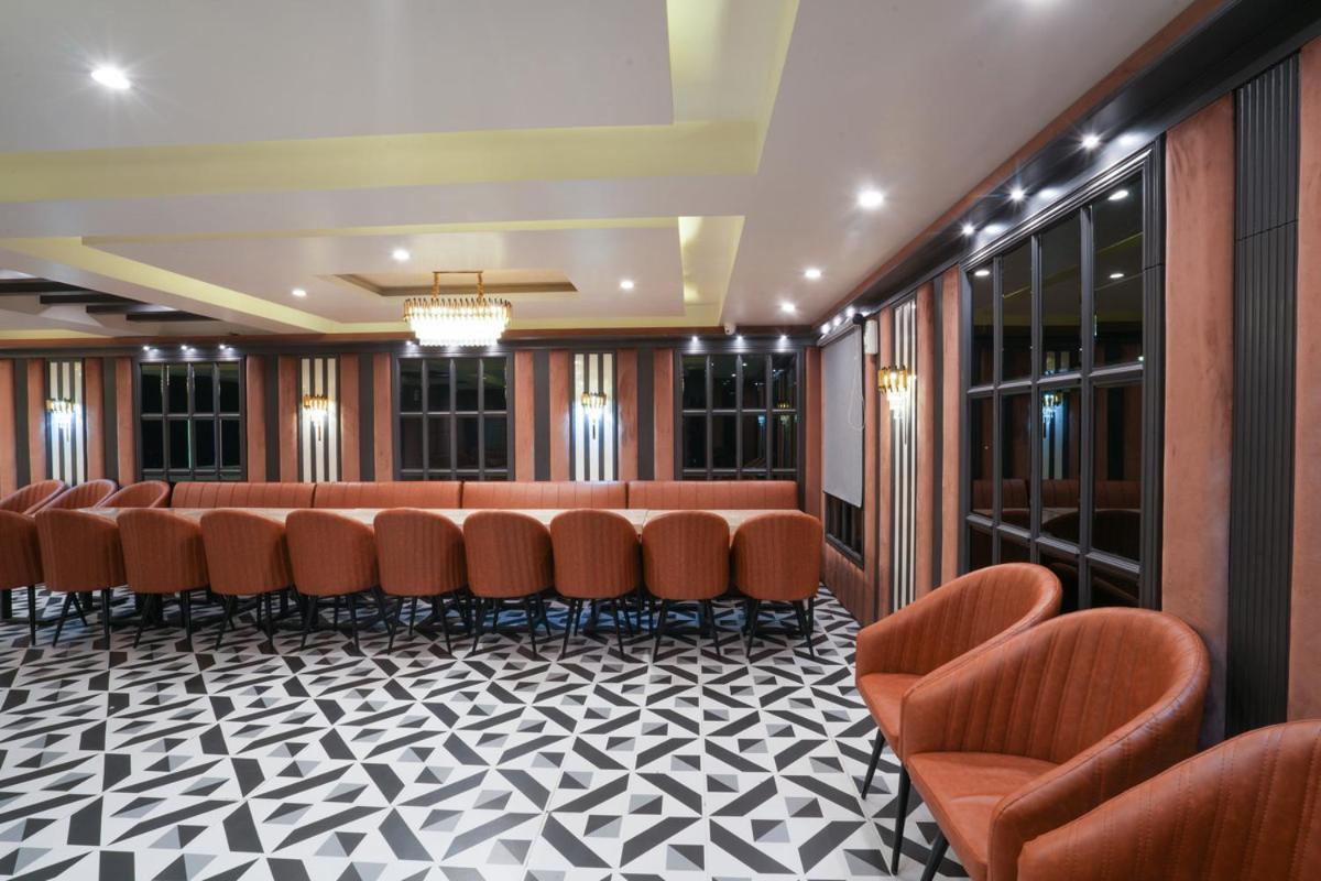 Hotel Square 36 Kota  Luaran gambar
