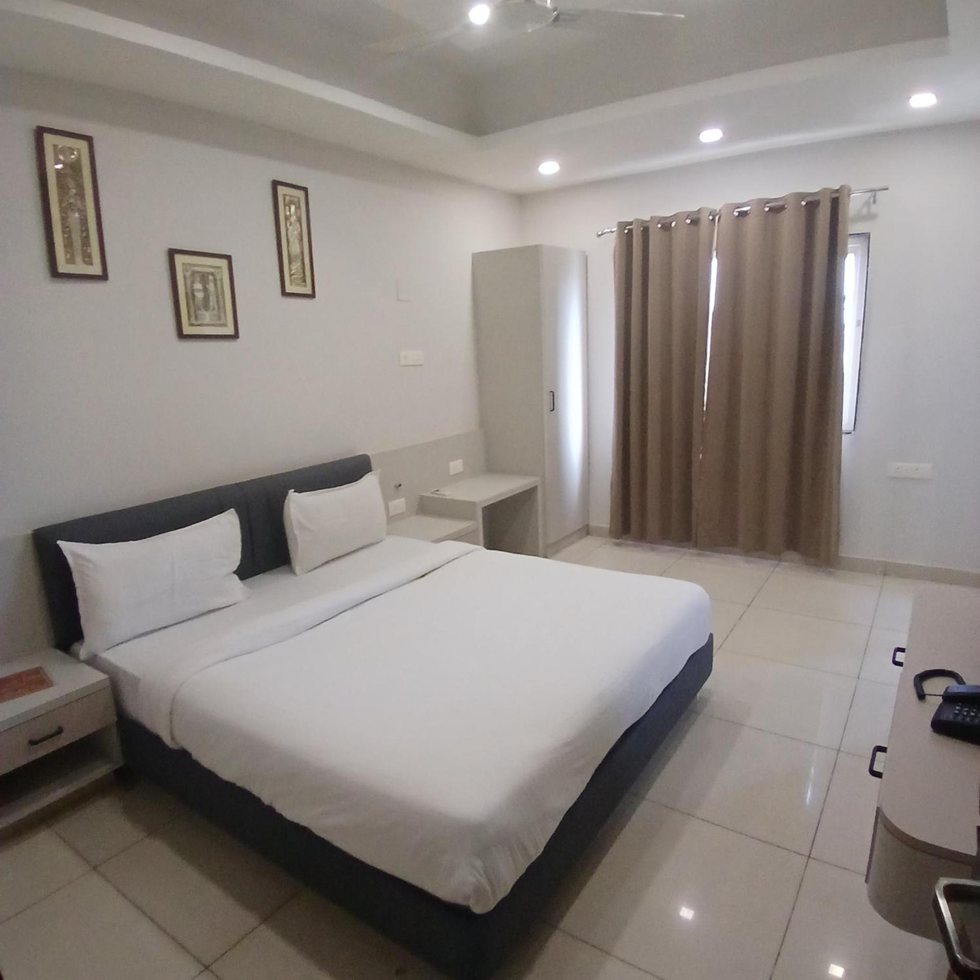 Hotel Square 36 Kota  Luaran gambar