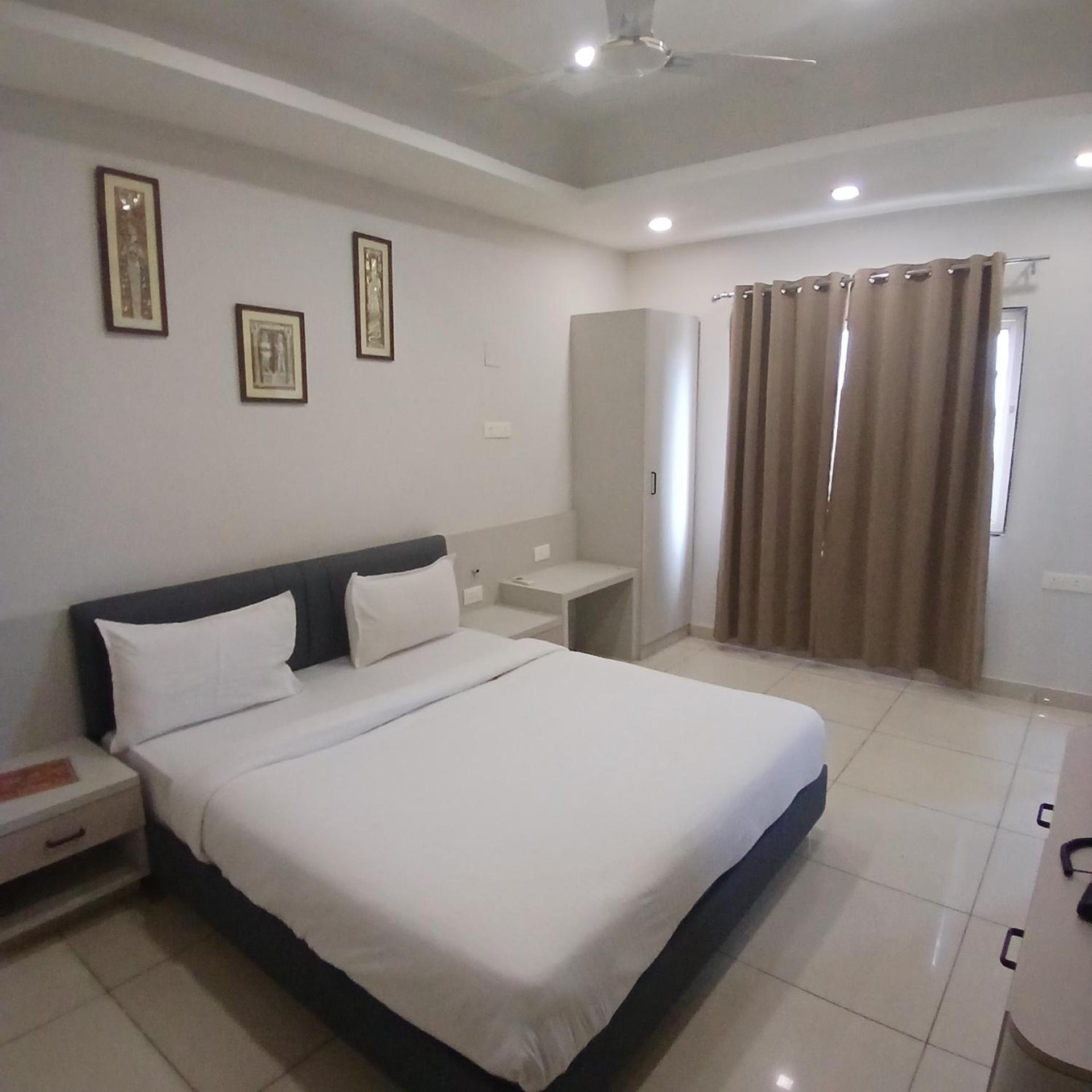 Hotel Square 36 Kota  Luaran gambar