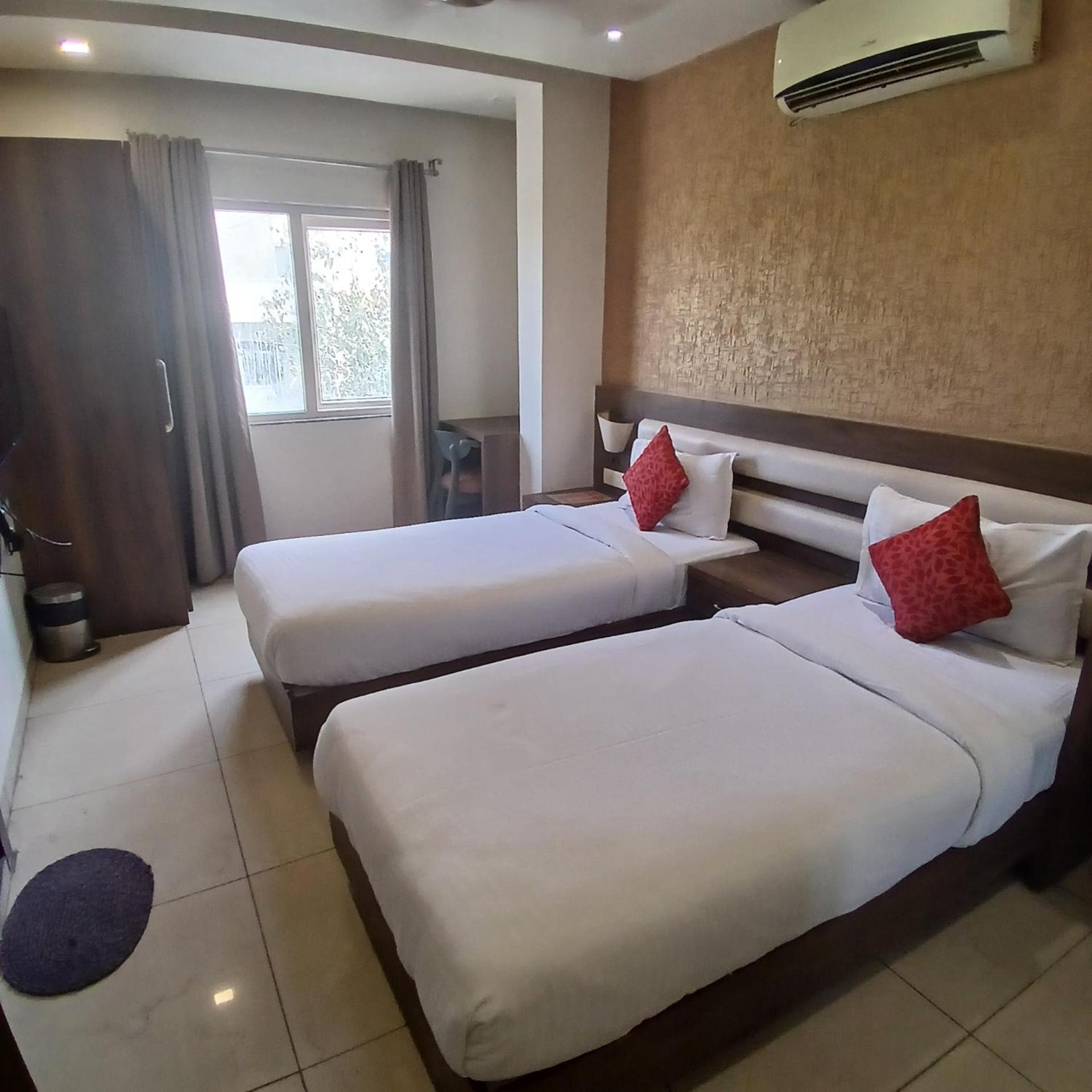 Hotel Square 36 Kota  Luaran gambar