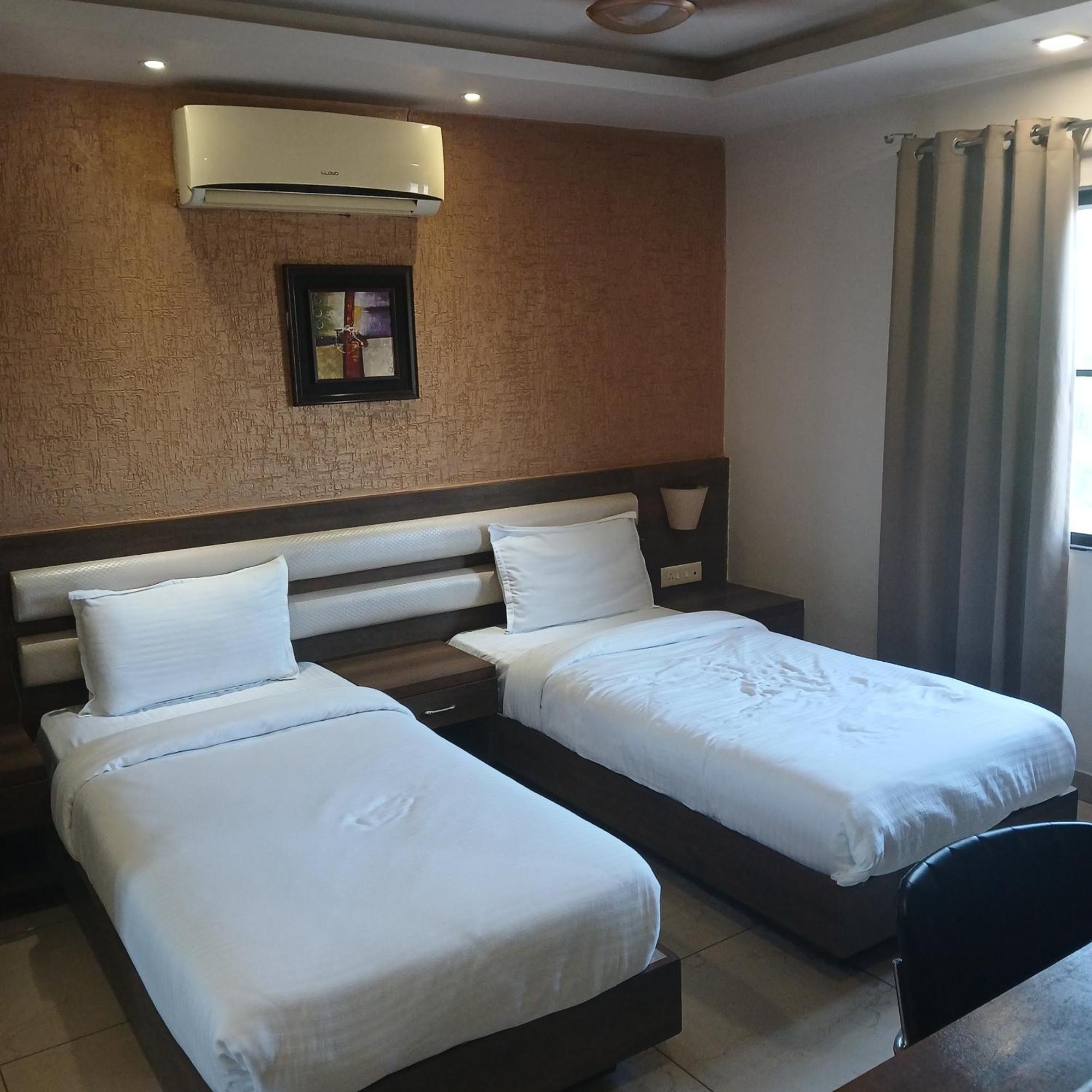 Hotel Square 36 Kota  Luaran gambar