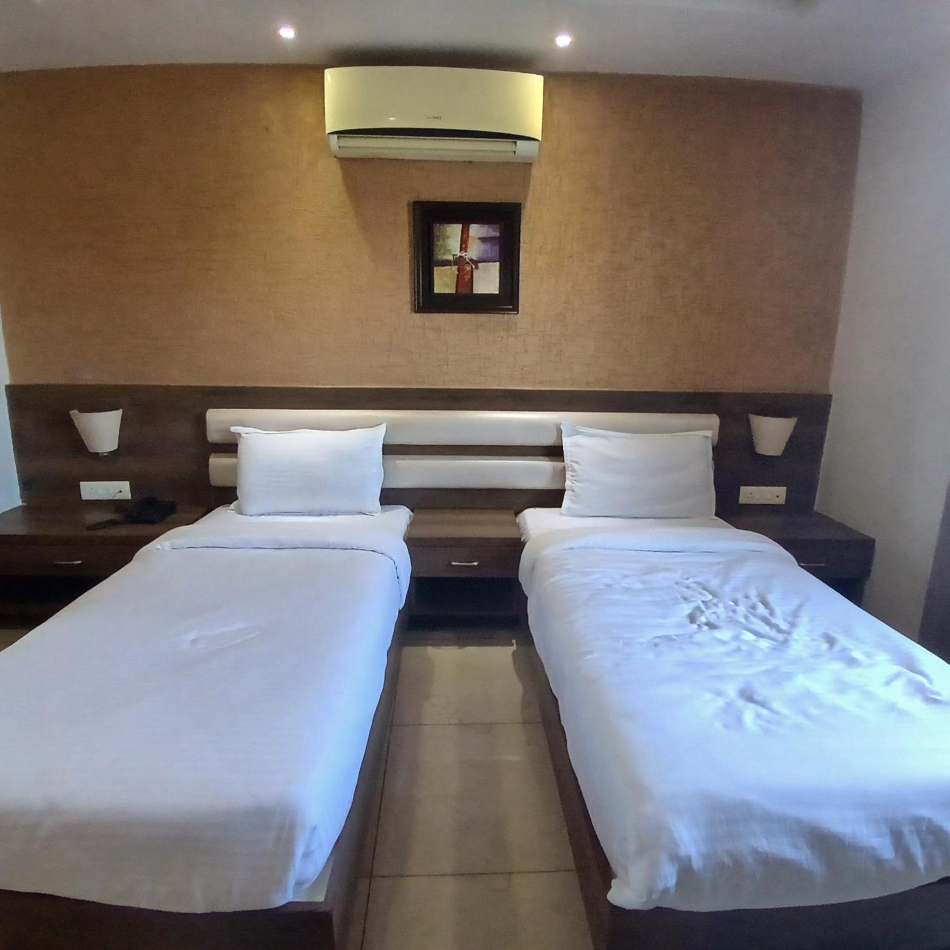 Hotel Square 36 Kota  Luaran gambar